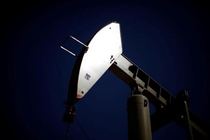 Petrolio, prezzi in calo in attesa degli effetti Iran