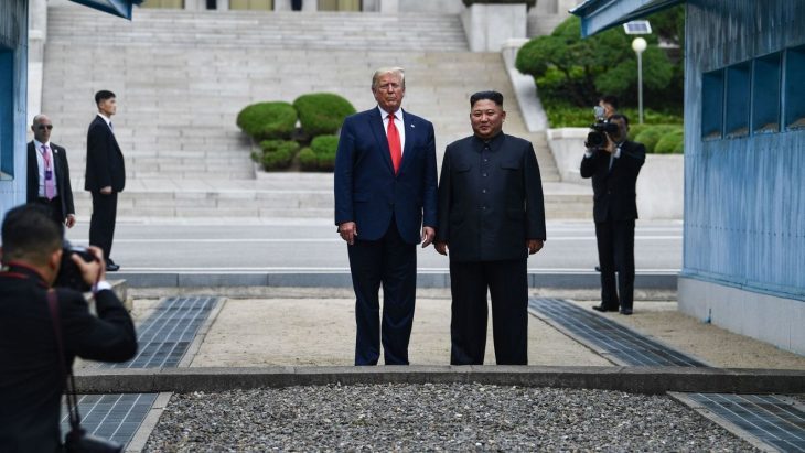 PER LA PRIMA VOLTA UN PRESIDENTE USA IN COREA DEL NORD. Incontro Trump – Kim nella DMZ