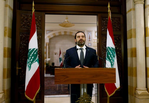LE PROTESTE MONDIALI FANNO CADERE LA PRIMA TESTA: HARIRI IN LIBANO SE NE VA