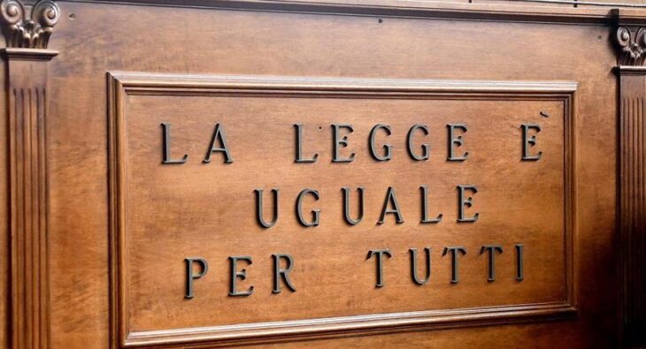 Giudice di Pisa fa a pezzi di DPCM sul covid-19: “Sono illegittimi”