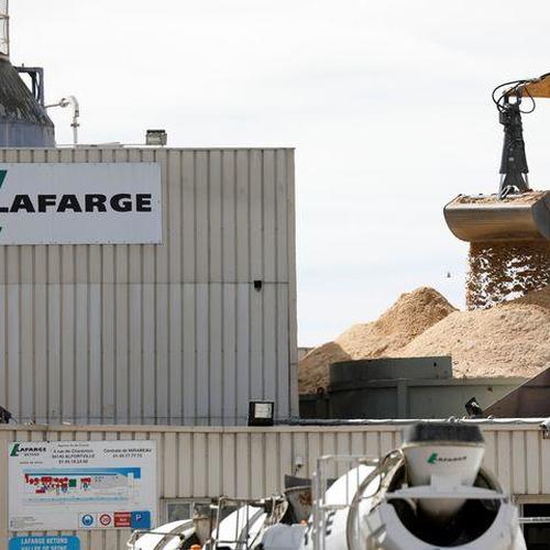 La corte suprema francese accusa il gruppo industriale Lafarge di “Crimini contro l’umanità”: ha fornito cemento e soldi all’ISIS