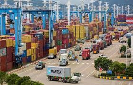 Cina: nuovi picchi dell’export. Usa: nuovo super deficit commerciale