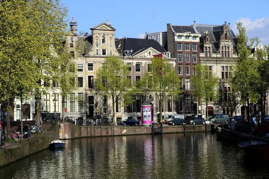 “Bolla dei tulipani parte II”. Ad Amsterdam prezzi TOP negli immobili da 400 anni