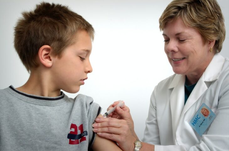 Bisogna vaccinare i bambini contro il covid-19? Valutate voi
