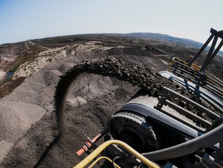 Crisi energetica: il maggior produttore mondiale di carbone blocca l’export