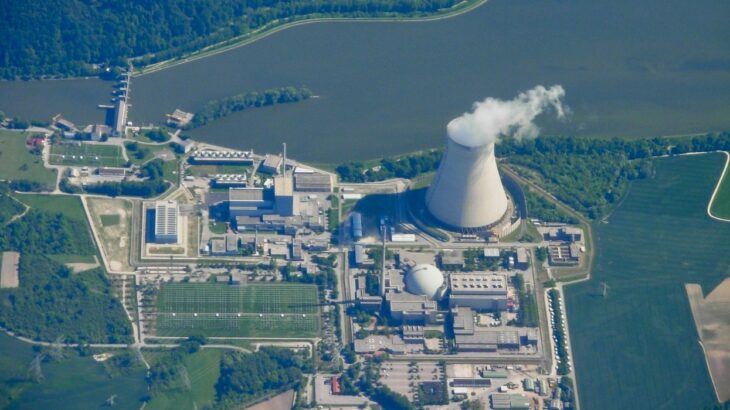 Germania: domani spengono tre centrali nucleari. I tedeschi devono sperare nel vento per evitare blackout…