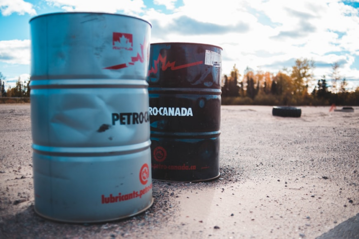 Petrolio: la Cina lascia comprare sottobanco il petrolio russo, ma le grane vengono dal Kazakistan