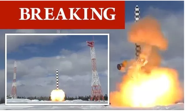 Putin ha promesso che il suo nuovo missile “Satana”, appena testato, fornirà “spunti di riflessione per chi minaccia la Russia”