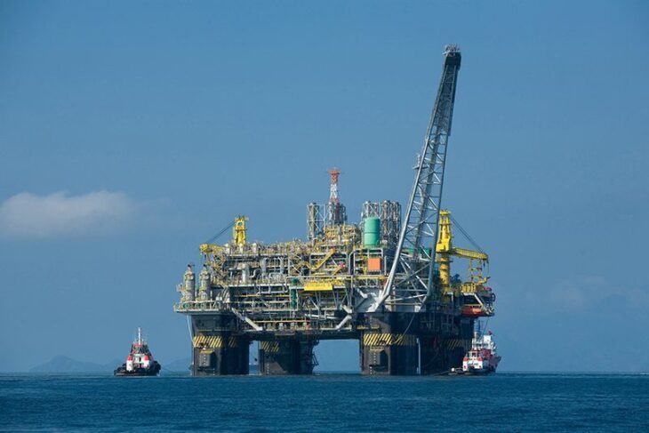 Fonti russe: l’Ucraina ha attaccato piattaforme gas e petrolio offshore russa nel Mar Nero