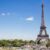 La Tour Eiffel, come la Francia, ha bisogno di profonde riparazioni
