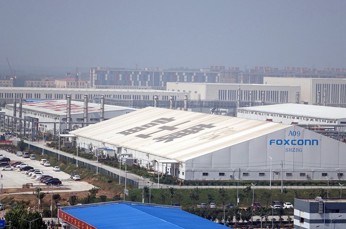 Conseguenze della Pelosi a Taiwan. il governo di Taipei sconsiglia a Foxconn di investire in Cina