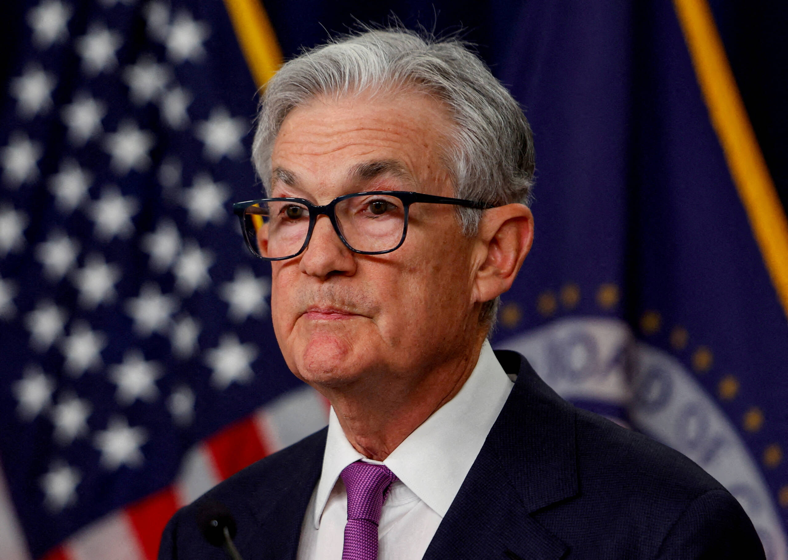 La Federal Reserve lascia immutati i tassi, ma lascia intendere due tagli nel 2025