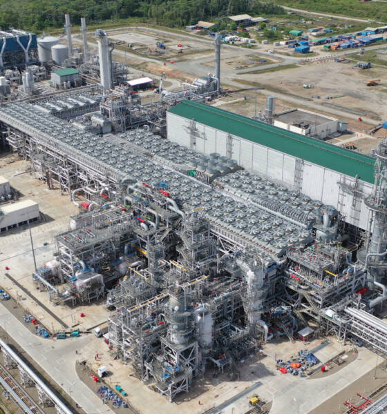 Stabilimento della BP di Tangguh LNG in Indonesia