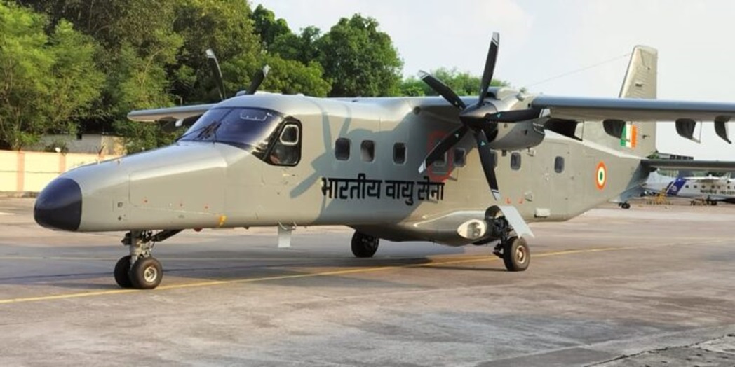 India entrega dos aviones de transporte militar a Guyana en medio de una disputa con Venezuela