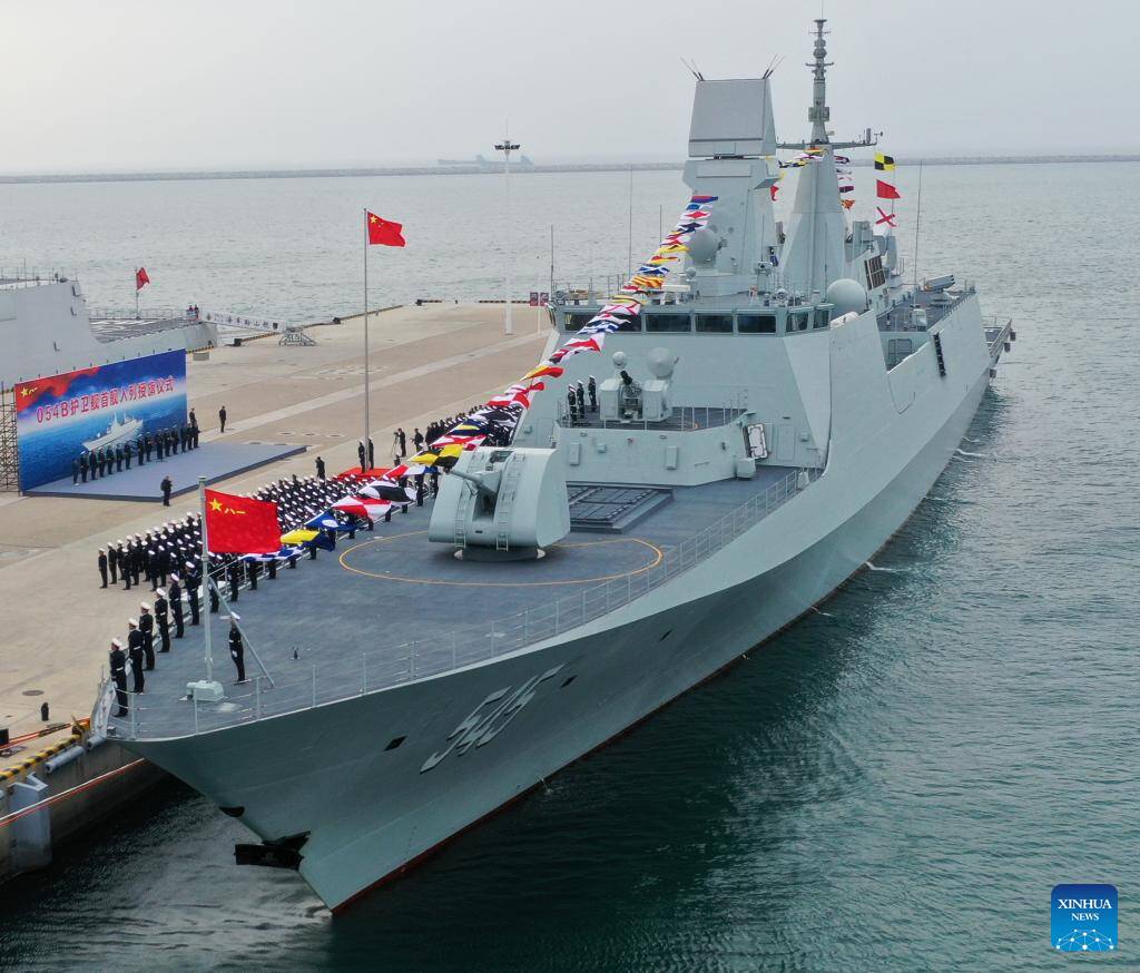 La Cina presenta la nuova Fregata classe 054, nata per affrontare la US Navy