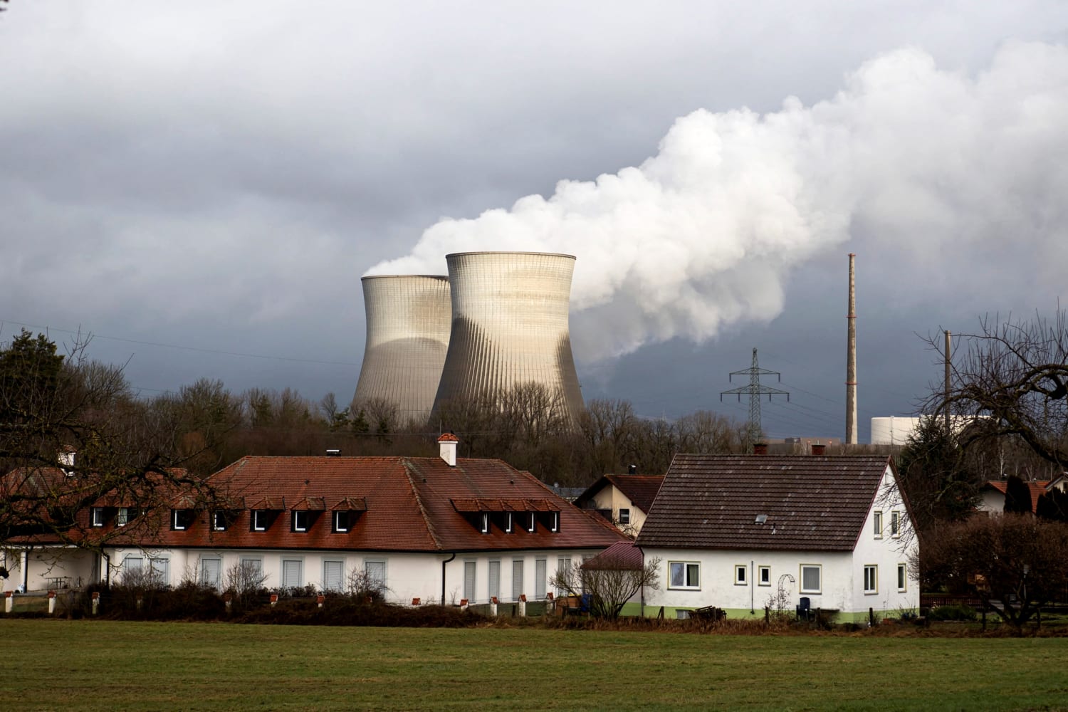 Germania: gli ingegneri nucleari vogliono riavviare le centrali nucleari