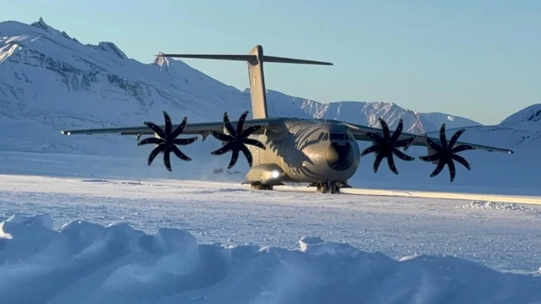 La Francia fa certificare l’A400M per operare dalla Groenlandia. Un possibile aiuto alla Danimarca