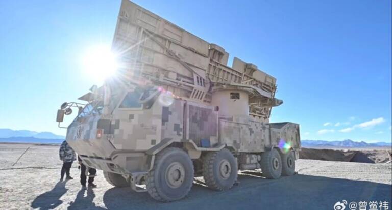 Guerra Fredda 2.0: la Cina testa la sua “super arma” a microonde in combattimento