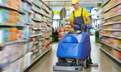 Pulizia con macchinario professionale